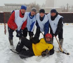 Команда «Динамо» – чемпионы по хоккею с мячом на валенках