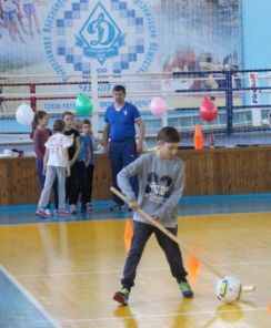 Красноярск: спортивный праздник среди детей