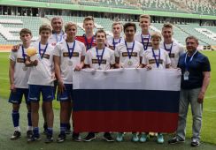 Юные футболисты из Красноярска - серебряные призёры чемпионата мира по футболу
