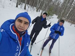 Сотрудники Красноярского «Динамо» на лыжной прогулке