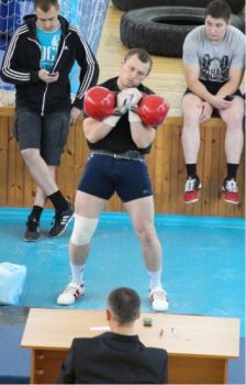 Красноярский динамовец - призер Всероссийских соревнований по гиревому спорту